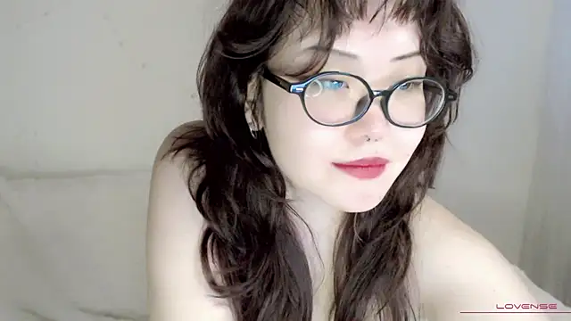 tsunade chan online show from December 19, 2025, 4:41 am