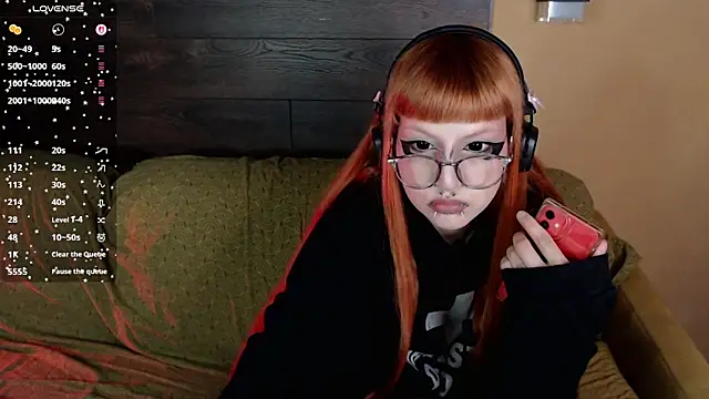 mia  yui online show from March 23, 2026, 8:35 pm