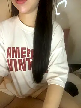 RubyBerry online show from December 2, 2025, 3:12 am