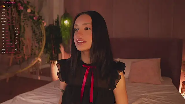 AdoraCortes online show from November 23, 2025, 5:07 am