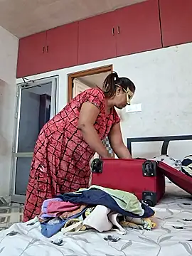 Snapshot of SIMIHOT chatting on January 18, 2026, 9:35 am SIMIHOT online show from January 18, 2026, 9:35 am