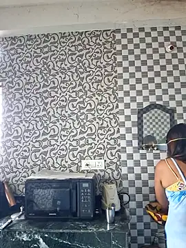 SIMIHOT online show from March 17, 2026, 8:28 am