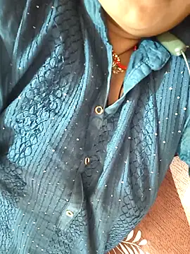 Sonalihot  online show from March 3, 2026, 5:46 am