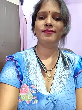 Sonalihot  online show from April 3, 2026, 5:55 pm
