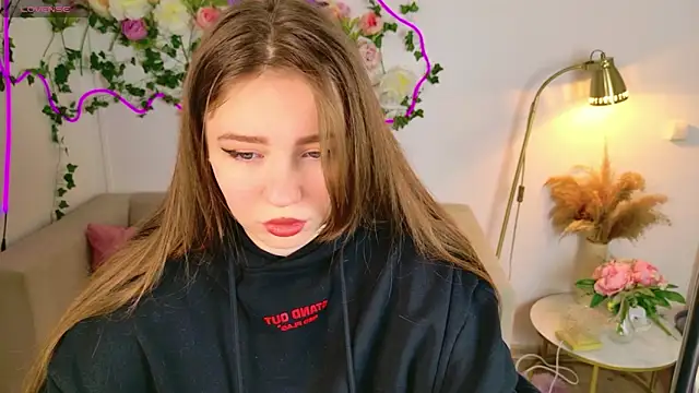 Snapshot of Moon__Bunny chatting on February 26, 2026, 12:26 pm Moon Bunny online show from February 26, 2026, 12:26 pm