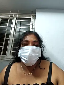 Snapshot of Tamil_Mithra chatting on September 20, 2025, 4:52 pm Tamil Mithra online show from September 20, 2025, 4:52 pm