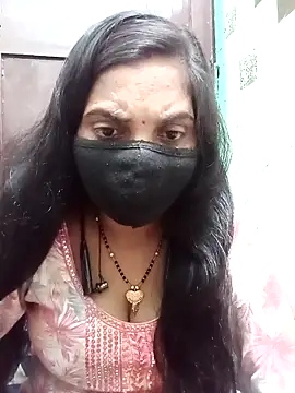 Payal-001 online show from November 14, 2025, 10:47 am