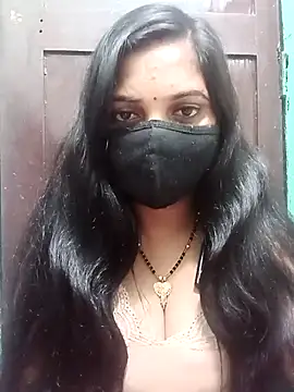 Payal-001 online show from November 27, 2025, 5:37 pm