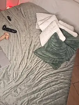 Snapshot of milfevapeccato chatting on September 10, 2025, 2:39 pm milfevapeccato online show from September 10, 2025, 2:39 pm