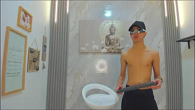 TWINKS BOYS1 online show from January 14, 2026, 8:14 pm