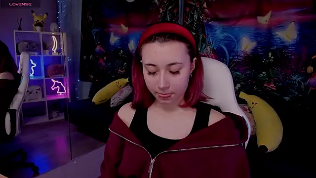 ClaraParks online show from March 13, 2026, 8:37 pm