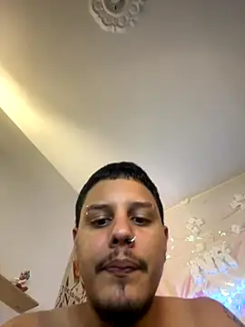 Snapshot of Niico_Robiin_ chatting on September 14, 2025, 4:00 am Niico Robiin online show from September 14, 2025, 4:00 am