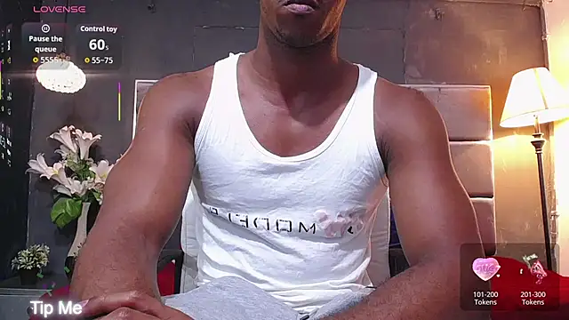 Snapshot of blackbignude chatting on September 19, 2025, 2:02 am blackbignude online show from September 19, 2025, 2:02 am