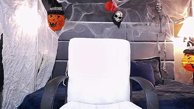 Snapshot of blackbignude chatting on October 31, 2025, 1:28 am blackbignude online show from October 31, 2025, 1:28 am