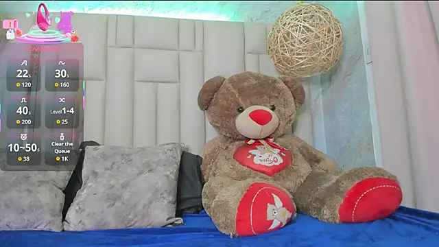 NikkyyRed online show from September 13, 2025, 12:54 am