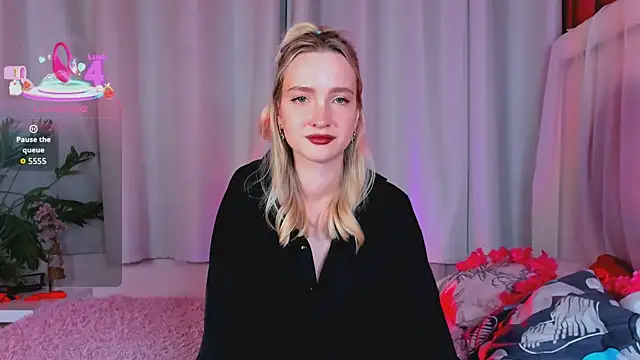 EllaBloom online show from February 16, 2026, 1:40 pm