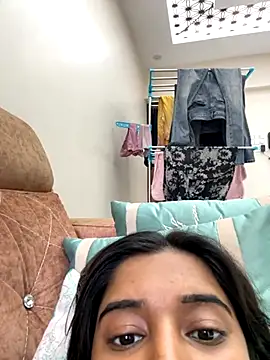 desitease online show from November 7, 2025, 9:09 am