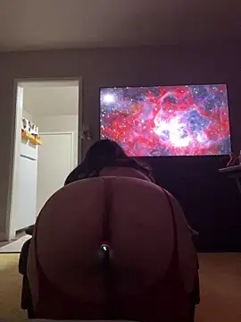 lulusatansbaby online show from April 23, 2026, 7:52 am