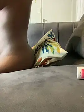 prettydollyy online show from March 31, 2026, 9:15 pm