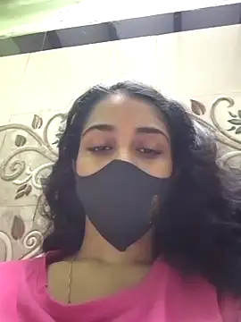 Snapshot of Zoya_G chatting on September 20, 2025, 10:49 am Zoya G online show from September 20, 2025, 10:49 am