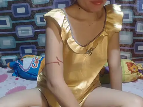 Snapshot of UrKitty_lover18 chatting on April 19, 2026, 12:15 pm UrKitty lover18 online show from April 19, 2026, 12:15 pm