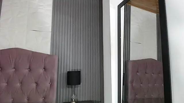 Bonnali lune online show from February 27, 2026, 4:01 am