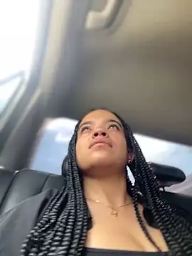 JuanitaMore01 online show from December 3, 2025, 7:56 pm