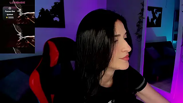 ZoeValencia1 online show from December 5, 2025, 12:36 pm