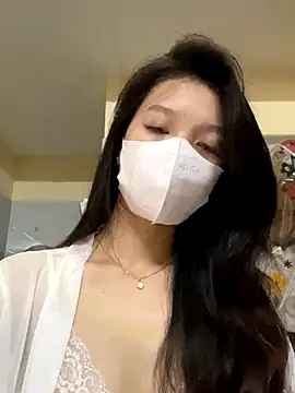 Miinami online show from October 2, 2025, 12:23 pm