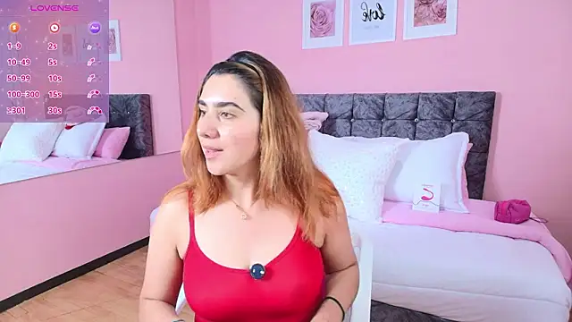 Snapshot of maddie_beauty chatting on February 7, 2026, 6:55 pm maddie beauty online show from February 7, 2026, 6:55 pm