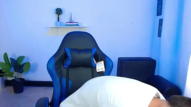 setthomas online show from September 18, 2025, 3:03 pm