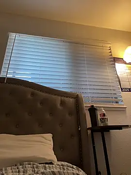 pnwzo online show from October 30, 2025, 6:30 pm