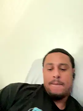 pnwzo online show from November 21, 2025, 11:58 pm