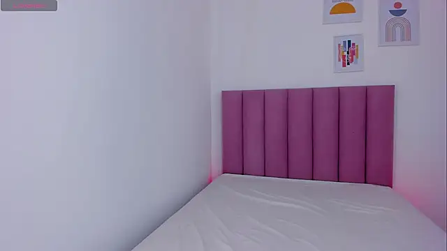 Snapshot of Tina_curly chatting on February 27, 2026, 11:32 am Tina curly online show from February 27, 2026, 11:32 am