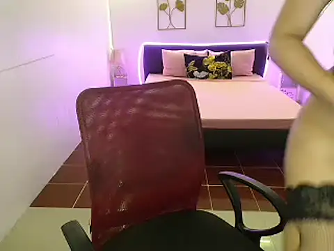 Snapshot of PUSSYCOCK_DOLL chatting on November 13, 2025, 11:03 pm PUSSYCOCK DOLL online show from November 13, 2025, 11:03 pm