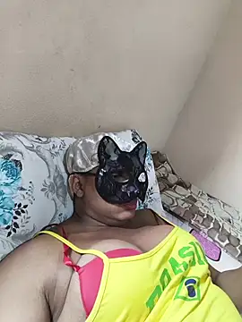 DuCreu online show from November 13, 2025, 5:12 pm