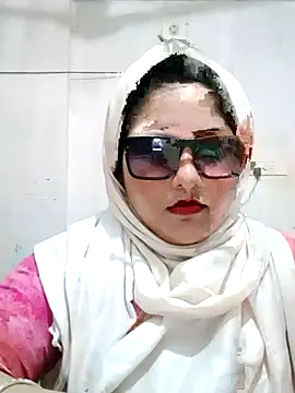 Snapshot of Nusrat-N chatting on March 25, 2026, 2:34 pm Nusrat-N online show from March 25, 2026, 2:34 pm