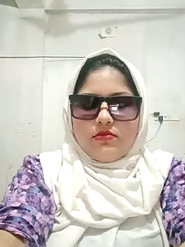 Snapshot of Nusrat-N chatting on March 26, 2026, 11:38 am Nusrat-N online show from March 26, 2026, 11:38 am