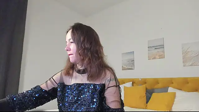 Kira Adler online show from November 26, 2025, 1:28 am