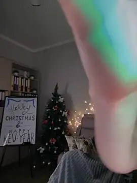 Marryme- online show from November 28, 2025, 1:25 pm