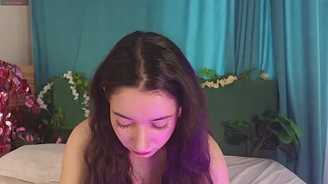 BettyMaldonado online show from February 15, 2026, 7:38 am