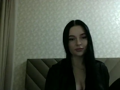 Snapshot of Lulii24 chatting on October 22, 2025, 10:42 pm Lulii24 online show from October 22, 2025, 10:42 pm