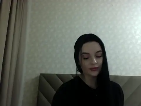 Snapshot of Lulii24 chatting on October 28, 2025, 10:12 pm Lulii24 online show from October 28, 2025, 10:12 pm