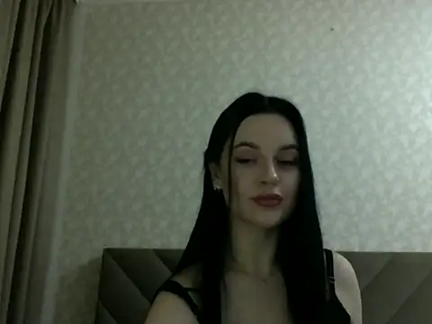 Snapshot of Lulii24 chatting on November 5, 2025, 11:27 pm Lulii24 online show from November 5, 2025, 11:27 pm