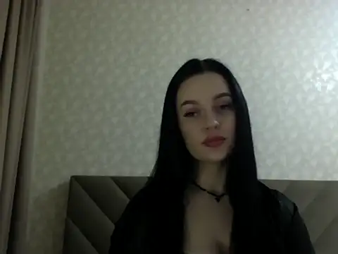 Snapshot of Lulii24 chatting on November 16, 2025, 1:44 am Lulii24 online show from November 16, 2025, 1:44 am