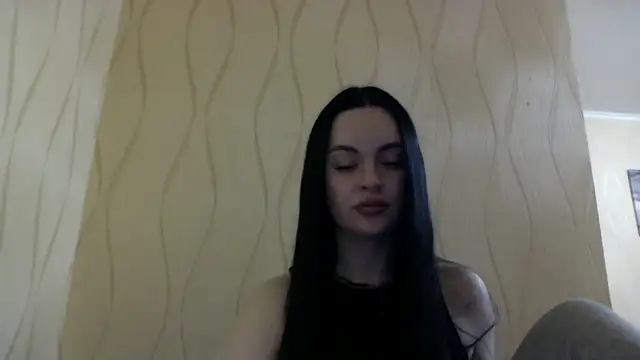 Snapshot of Lulii24 chatting on January 8, 2026, 6:32 pm Lulii24 online show from January 8, 2026, 6:32 pm