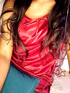 trending tamizhachii online show from November 9, 2025, 4:44 am