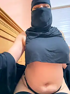 Snapshot of _Laiali_ chatting on September 23, 2025, 12:41 pm Laiali online show from September 23, 2025, 12:41 pm