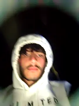 Snapshot of Rafael_Mendezz chatting on December 1, 2025, 3:11 am Rafael Mendezz online show from December 1, 2025, 3:11 am