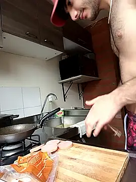 Snapshot of Rafael_Mendezz chatting on January 15, 2026, 4:33 pm Rafael Mendezz online show from January 15, 2026, 4:33 pm